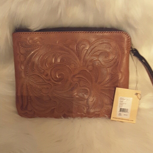 Patricia Nash | Bags | Patricia Nash Cametti Tooled Leather Rfid Trifold Wallet In Florence Patricia Nash | Bags | Patricia Nash Cametti Tooled Leather Rfid Trifold Wallet In Florence